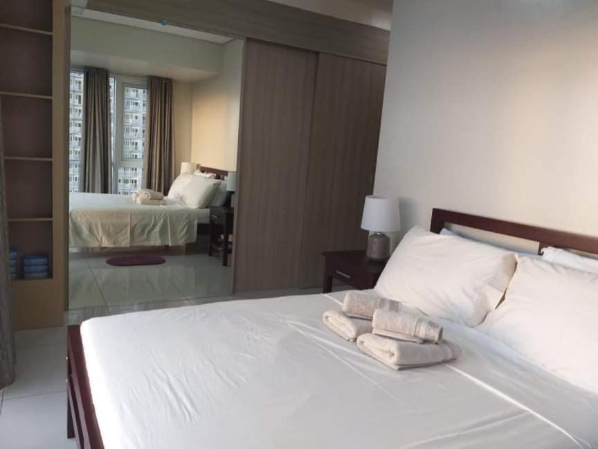 De Luxe, Standard And Studio Suites -The Breeze Residences-Close To Airport,Mall Of Asia, Us Embassy Manila Exterior photo