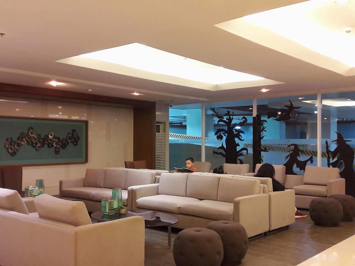 De Luxe, Standard And Studio Suites -The Breeze Residences-Close To Airport,Mall Of Asia, Us Embassy Manila Exterior photo